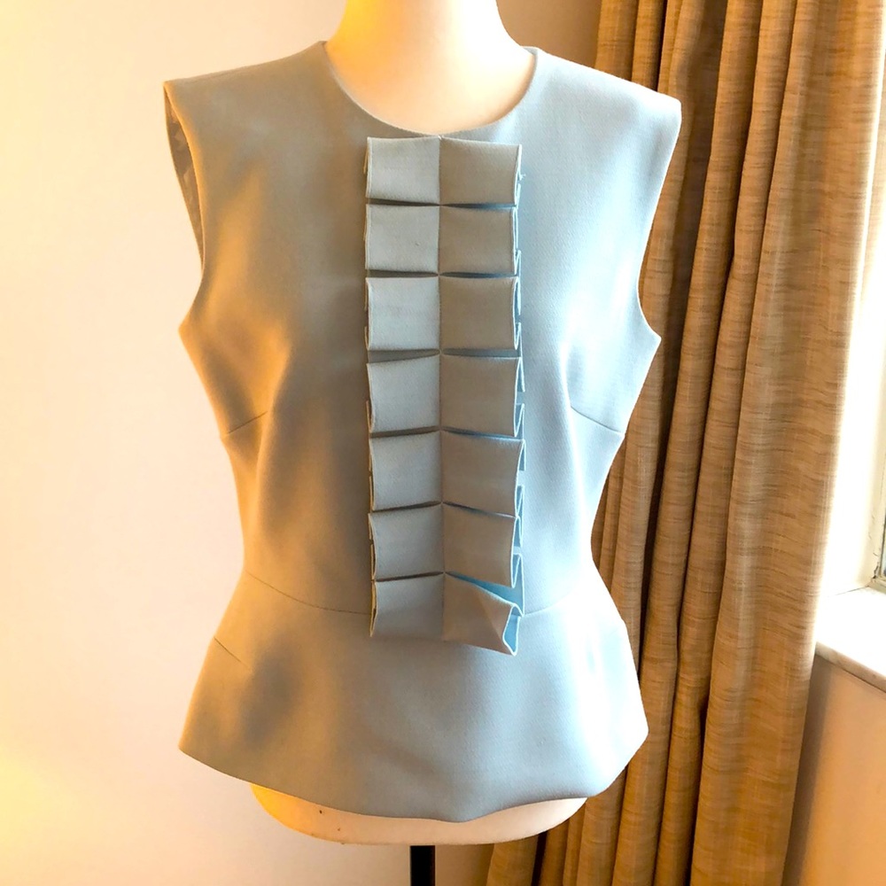 NWOT Saudra Augelazzi Designs- Sleeveless Top $35 size 10